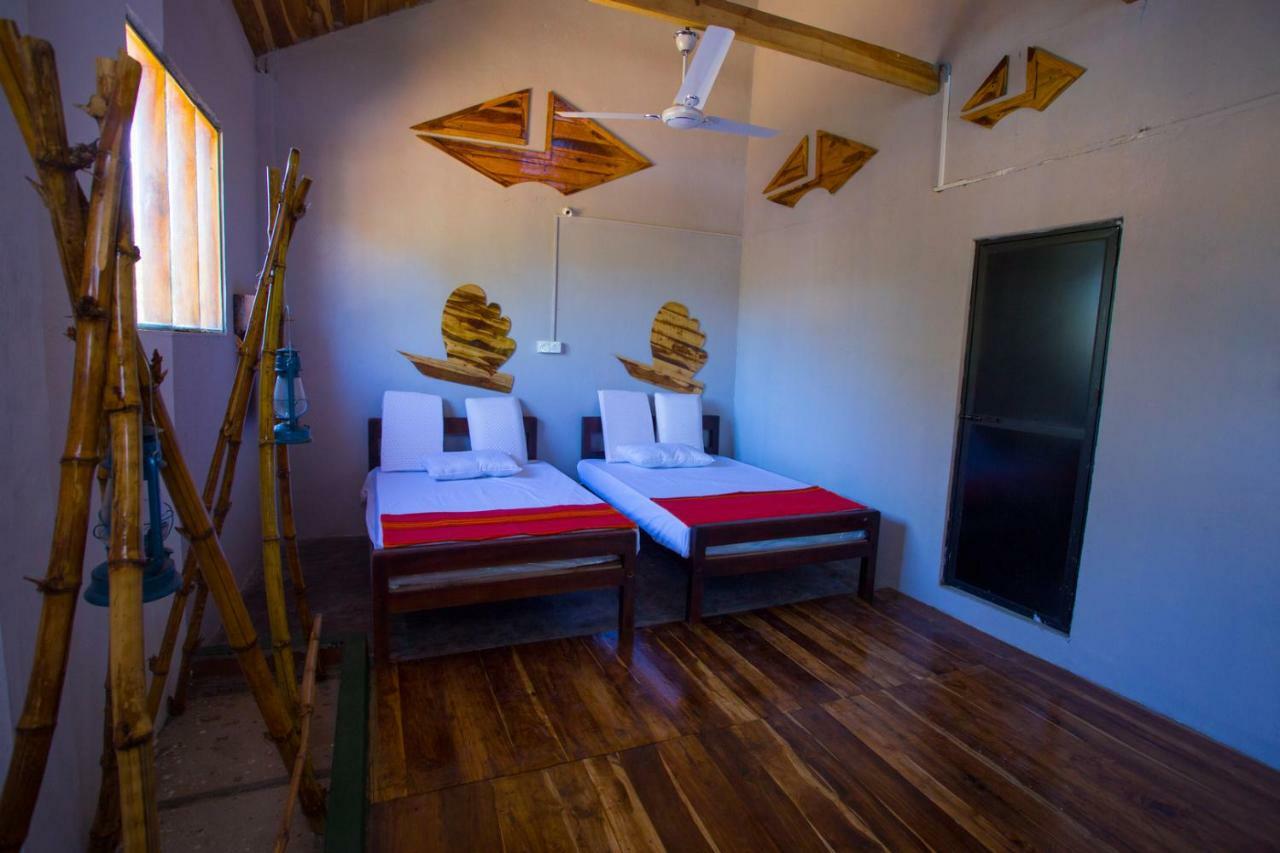 Neem Garden Guest House Batticaloa Chambre photo