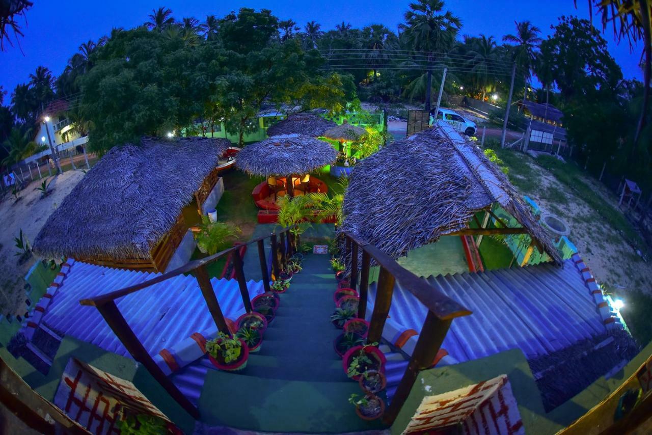 Neem Garden Guest House Batticaloa Extérieur photo